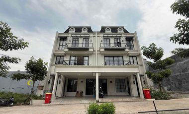 Rumah Mewah 4 Lantai + Rooftop-RUMAH  Jagakarsa – Jakarta Selatan