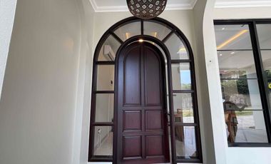 Rumah Mewah 4 Lantai + Rooftop-RUMAH  Jagakarsa – Jakarta Selatan