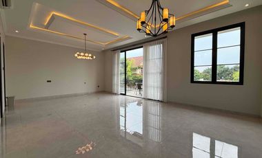 Rumah Mewah 4 Lantai + Rooftop-RUMAH  Jagakarsa – Jakarta Selatan
