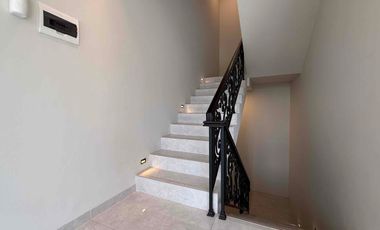 Rumah Mewah 4 Lantai + Rooftop-RUMAH  Jagakarsa – Jakarta Selatan