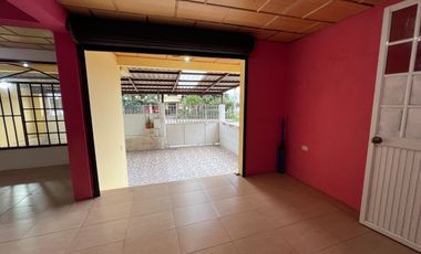 CASA EN VENTA CON POTENCIAL DE INVERSION EN GIRON