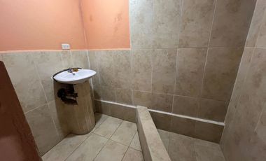 CASA EN VENTA CON POTENCIAL DE INVERSION EN GIRON