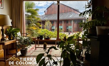 Propiedad con vista directa al Teatro del Lago