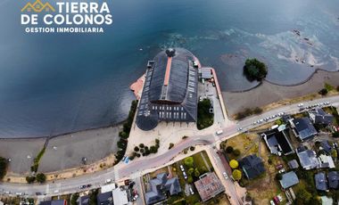 Propiedad con vista directa al Teatro del Lago