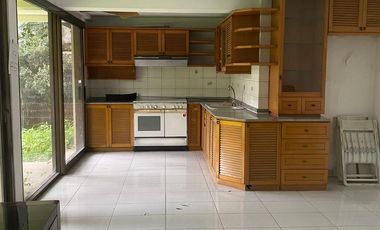 Disewakan Rumah terawat Setrasari Mewah dan Luas dekat PVJ Bandung