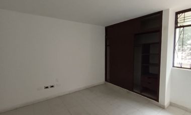 ARRIENDO CASA BARRIO LA CEIBA
