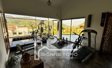 Casa de Lujo en Condominio Bosques del Trébol