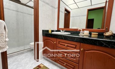 Casa de Lujo en Condominio Bosques del Trébol