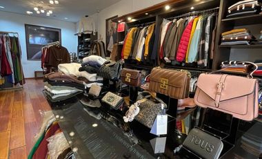 Negocio Rentable en venta en Loja en Centro