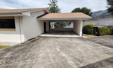 Casa de venta una planta 289 metros construcción 1220 terreno Angamarca - El Tingo  $229.200