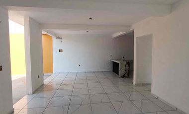 Casa en venta Con recámara en planta baja zona Nte ote col 21 de septiembre