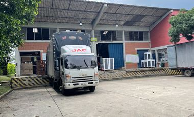 Bodega Alquilo En Conjunto Acopi Yumbo / Alquiler $50 Millones / Área Total construida: 2.500 m2