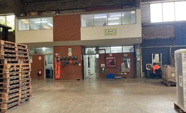 Bodega Alquilo En Conjunto Acopi Yumbo / Alquiler $50 Millones / Área Total construida: 2.500 m2