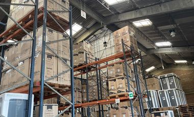 Bodega Alquilo En Conjunto Acopi Yumbo / Alquiler $50 Millones / Área Total construida: 2.500 m2
