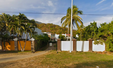 Vive en esta hermosa casa cerca de la playa!!! Remate Bancario en Real del Country, Manzanillo Colima