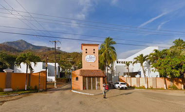 Vive en esta hermosa casa cerca de la playa!!! Remate Bancario en Real del Country, Manzanillo Colima