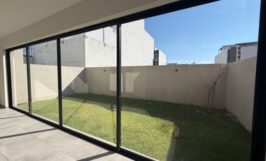 Casa en venta en Valle Imperial Coto Griego