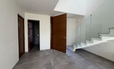 Casa en venta en Valle Imperial Coto Griego