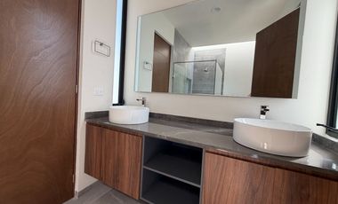 Casa en venta en Valle Imperial Coto Griego