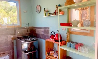 Cabaña en tranquilo entorno. Completamente equipada. Castro.