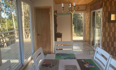 Cabaña en tranquilo entorno. Completamente equipada. Castro.