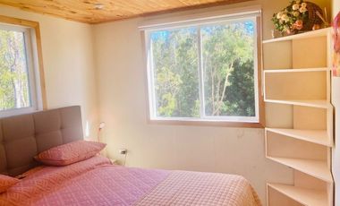 Cabaña en tranquilo entorno. Completamente equipada. Castro.