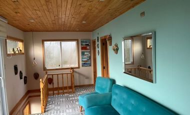 Cabaña en tranquilo entorno. Completamente equipada. Castro.