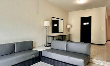 Departamento en renta en zona av. Revolución, Monterrey