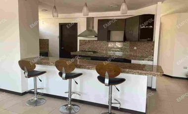 Departamento en venta en Las Cumbres, sector Los Ceibos.