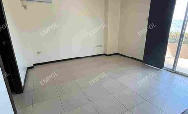 Departamento en venta en Las Cumbres, sector Los Ceibos.