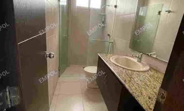 Departamento en venta en Las Cumbres, sector Los Ceibos.