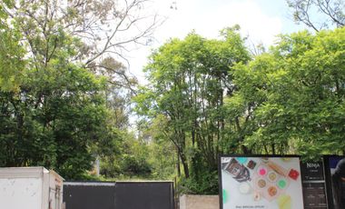 Lote de Terreno en Venta en Bosques de Las Lomas con Frente a Dos Calles.