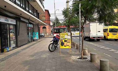 Arriendo Local Comercial Seminuevo