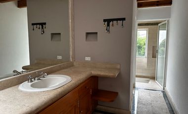 Impresionante Casa en Condominio Privado en Contadero.