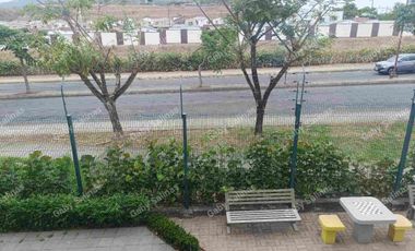 Se alquila departamento 3 dormitorios en Villa del rey nueva etapa