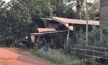 F5-0608 ขายบ้านเดี่ยว หมู่ 4 ถนนบ้านหนองฮี - บ้านนาดอกไม้ ต. หนองฮี อ.ปลาปาก จ.นครพนม