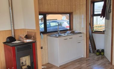 Moderna casa sector Putemún. Cercana a colegios y supermercados.