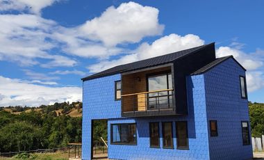 Moderna casa sector Putemún. Cercana a colegios y supermercados.