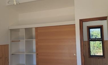 Moderna casa sector Putemún. Cercana a colegios y supermercados.