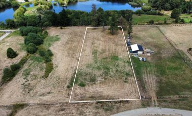 Se Vende Parcela en Consolidado Condominio Santa Inés de Paillaco, Región de Los Ríos.