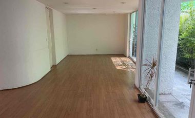 Casa en fraccionamiento con vigilancia y amenidades