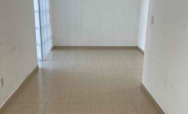 Casa en fraccionamiento con vigilancia y amenidades