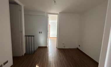 CASA DUPLEX 3D 3B + PATIO + ESTACIONAMIENTO, CERCA HOSPITAL SAN JUAN DE DIOS $850.000