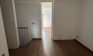 CASA DUPLEX 3D 3B + PATIO + ESTACIONAMIENTO, CERCA HOSPITAL SAN JUAN DE DIOS $850.000