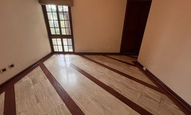 VENTA | DUPLEX | SURCO | 2 TERRAZAS | 1 BALCÓN | 3 DORMITORIOS | 2 COCHERAS | 1 DEPÓSITO