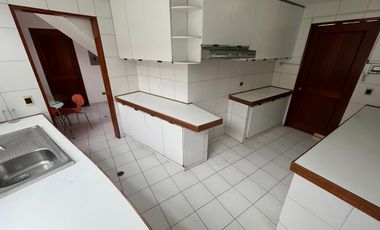 VENTA | DUPLEX | SURCO | 2 TERRAZAS | 1 BALCÓN | 3 DORMITORIOS | 2 COCHERAS | 1 DEPÓSITO