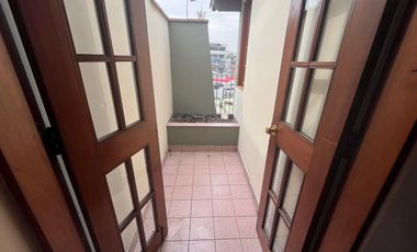 VENTA | DUPLEX | SURCO | 2 TERRAZAS | 1 BALCÓN | 3 DORMITORIOS | 2 COCHERAS | 1 DEPÓSITO