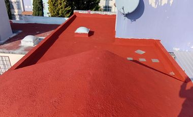 Casa con terreno excedente en Coto Privado