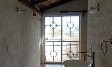 Casa con terreno excedente en Coto Privado