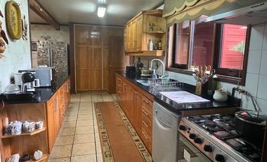 Venta hermosa parcela con casa, sector Coihues, Puerto Varas.